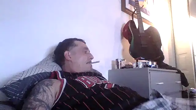 Snapshot of CandiedPompano chatting on July 8, 2026, 3:44 am CandiedPompano online show from July 8, 2026, 3:44 am