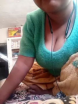 ruhi2003 online show from December 15, 2024, 11:12 am