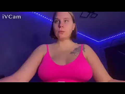 Thalia  Star online show from December 20, 2024, 4:25 pm