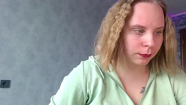 Thalia  Star online show from February 2, 2025, 10:35 am