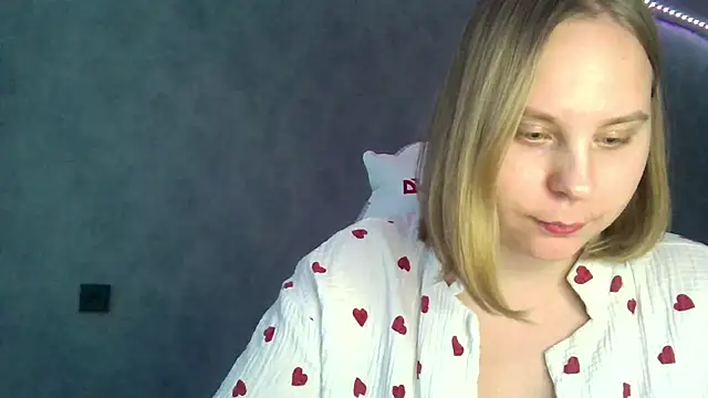 Thalia  Star online show from February 4, 2025, 2:43 pm