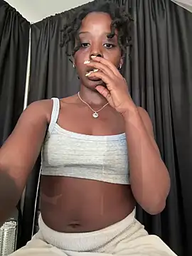 choclatepeaach online show from March 21, 2026, 10:13 pm