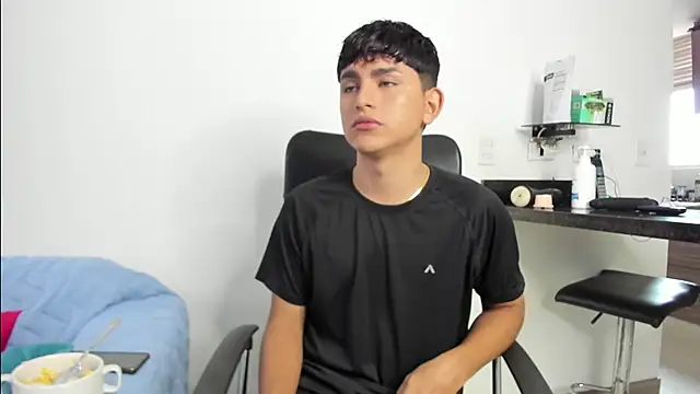 Lyam ap online show from February 21, 2025, 3:54 pm