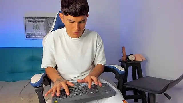 Lyam ap online show from March 22, 2026, 9:40 pm