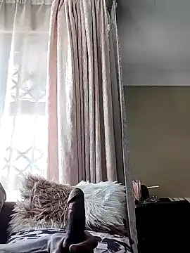 skinnybuddy online show from December 11, 2024, 12:23 pm