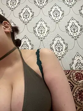 StormBeverly online show from November 27, 2025, 9:55 am