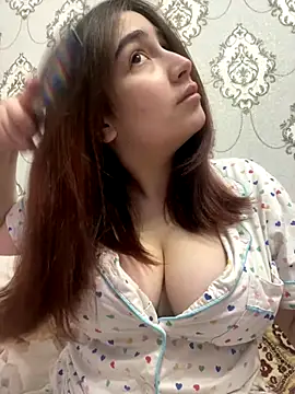 Snapshot of StormBeverly chatting on December 16, 2025, 1:16 pm StormBeverly online show from December 16, 2025, 1:16 pm