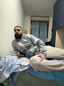 Snapshot of Gioeltoro89 chatting on January 10, 2025, 7:11 pm Gioeltoro89 online show from January 10, 2025, 7:11 pm