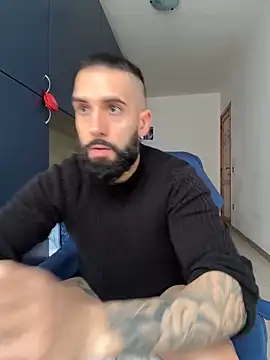 Snapshot of Gioeltoro89 chatting on January 12, 2025, 11:17 am Gioeltoro89 online show from January 12, 2025, 11:17 am