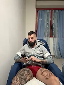 Snapshot of Gioeltoro89 chatting on November 23, 2025, 3:45 pm Gioeltoro89 online show from November 23, 2025, 3:45 pm