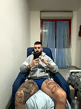 Snapshot of Gioeltoro89 chatting on November 25, 2025, 4:29 pm Gioeltoro89 online show from November 25, 2025, 4:29 pm