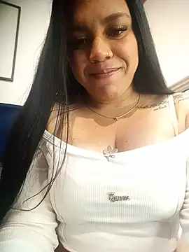 Laiia Page online show from May 21, 2026, 12:23 pm