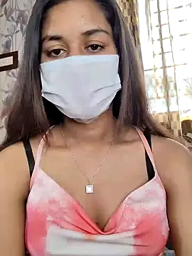 Snapshot of its_sophiaa chatting on December 6, 2024, 7:54 am its sophiaa online show from December 6, 2024, 7:54 am