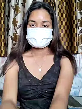 Snapshot of its_sophiaa chatting on December 10, 2024, 2:50 pm its sophiaa online show from December 10, 2024, 2:50 pm