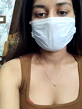 Snapshot of its_sophiaa chatting on February 15, 2025, 2:11 pm its sophiaa online show from February 15, 2025, 2:11 pm