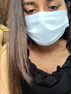 Snapshot of its_sophiaa chatting on February 17, 2025, 6:53 am its sophiaa online show from February 17, 2025, 6:53 am