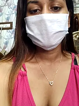 Snapshot of its_sophiaa chatting on September 18, 2025, 1:24 pm its sophiaa online show from September 18, 2025, 1:24 pm