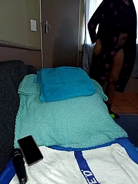 slimcate91 online show from March 22, 2025, 7:15 am