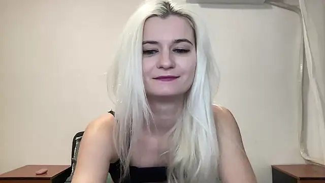 Onika Love online show from November 1, 2025, 4:20 pm