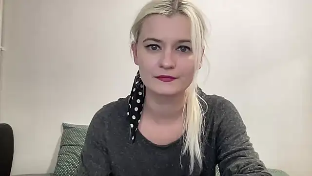 Onika Love online show from November 7, 2025, 11:38 pm