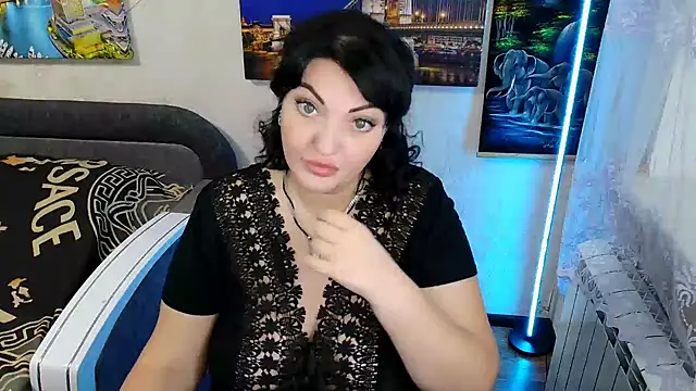 Lady Boom Wild  online show from September 28, 2025, 4:01 pm