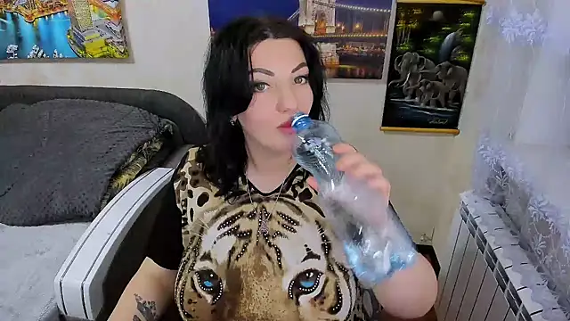 Lady Boom Wild  online show from March 6, 2026, 6:48 pm