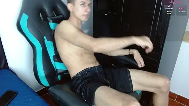 hots boygg online show from February 24, 2026, 8:29 pm