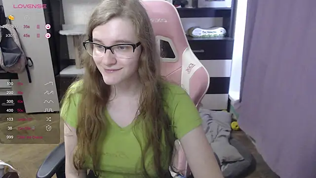 Snapshot of Tomato_Tease chatting on September 17, 2025, 2:08 pm Tomato Tease online show from September 17, 2025, 2:08 pm