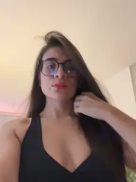 MariaIsabella8 online show from November 11, 2025, 9:26 pm