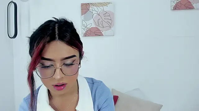 samantha  fairy online show from January 25, 2025, 6:46 pm