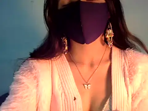 Snapshot of Cute_Alaina chatting on January 11, 2025, 11:46 pm Cute Alaina online show from January 11, 2025, 11:46 pm