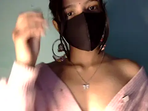 Snapshot of Cute_Alaina chatting on January 12, 2025, 2:56 am Cute Alaina online show from January 12, 2025, 2:56 am