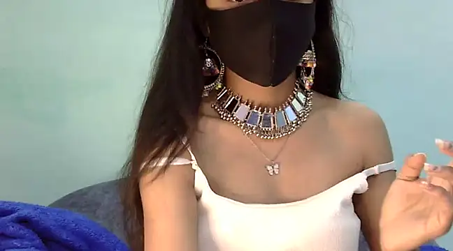 Snapshot of Cute_Alaina chatting on February 18, 2025, 3:31 am Cute Alaina online show from February 18, 2025, 3:31 am