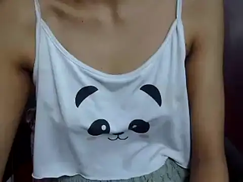 Snapshot of Cute_Alaina chatting on September 10, 2025, 3:39 am Cute Alaina online show from September 10, 2025, 3:39 am