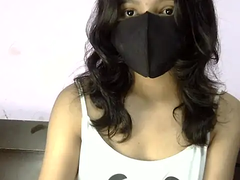 Snapshot of Cute_Alaina chatting on October 24, 2025, 5:48 am Cute Alaina online show from October 24, 2025, 5:48 am