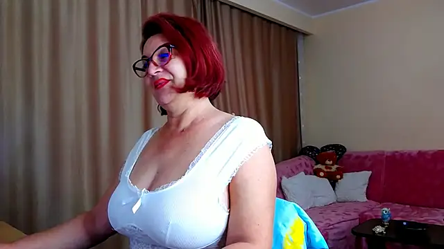 EdithCharm online show from October 4, 2025, 2:48 pm