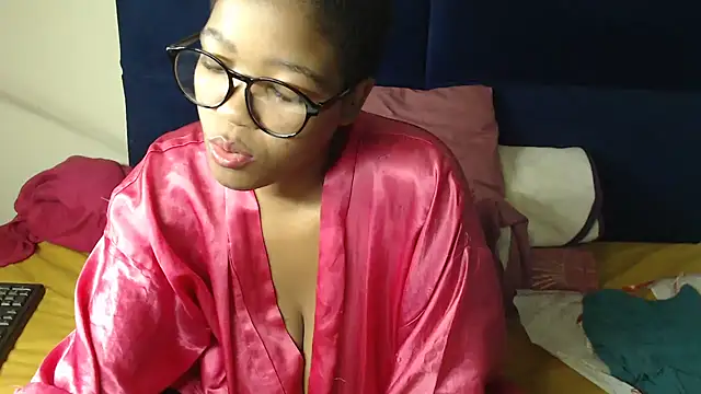 Snapshot of Busty-Londie chatting on March 9, 2025, 6:54 pm Busty-Londie online show from March 9, 2025, 6:54 pm