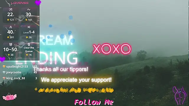 QueenYsuRey online show from October 22, 2025, 4:51 pm