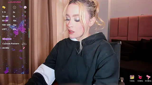 miacarperr1 online show from April 11, 2026, 9:08 pm