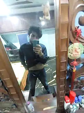 Dexiboy online show from February 1, 2025, 10:48 am