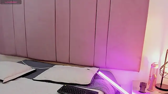 Dracu dom online show from December 11, 2024, 9:01 pm