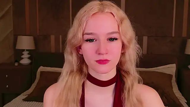 Snapshot of NaomiLoys chatting on March 22, 2025, 3:42 pm NaomiLoys online show from March 22, 2025, 3:42 pm