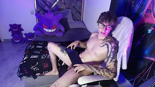 Zacktk7 online show from April 21, 2026, 1:42 am