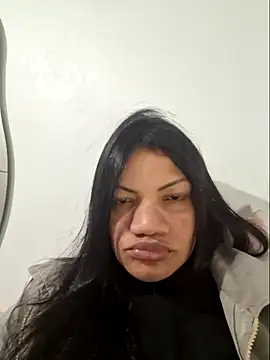 Snapshot of charllottebrasilian chatting on July 1, 2026, 1:18 am charllottebrasilian online show from July 1, 2026, 1:18 am