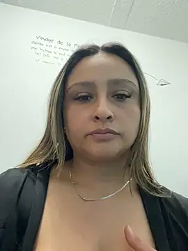 Keittly  online show from January 7, 2026, 7:16 pm