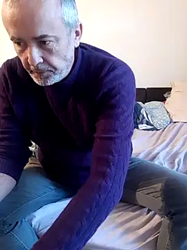 Snapshot of GayPourToi chatting on February 23, 2025, 5:18 pm GayPourToi online show from February 23, 2025, 5:18 pm