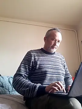 Snapshot of GayPourToi chatting on March 2, 2025, 10:45 am GayPourToi online show from March 2, 2025, 10:45 am