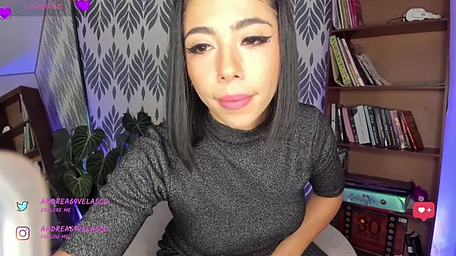 Snapshot of AndreaVelasco chatting on February 5, 2025, 8:04 pm AndreaVelasco online show from February 5, 2025, 8:04 pm