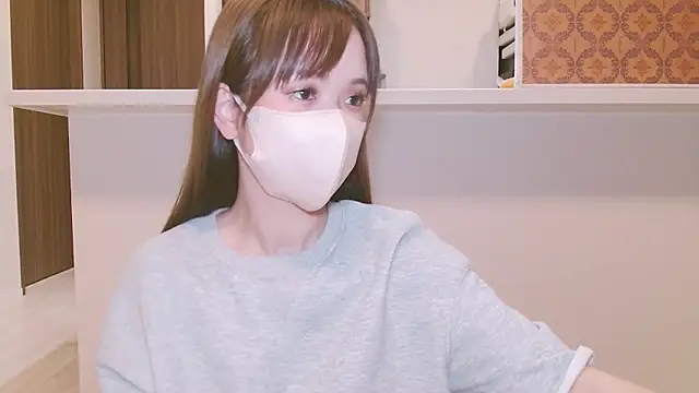 Snapshot of _hina_chan_ chatting on April 10, 2026, 1:49 pm hina chan online show from April 10, 2026, 1:49 pm