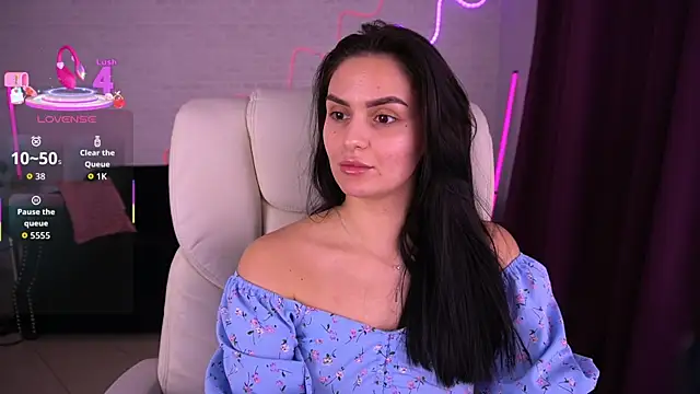 MilashaLovely online show from December 19, 2025, 2:24 pm